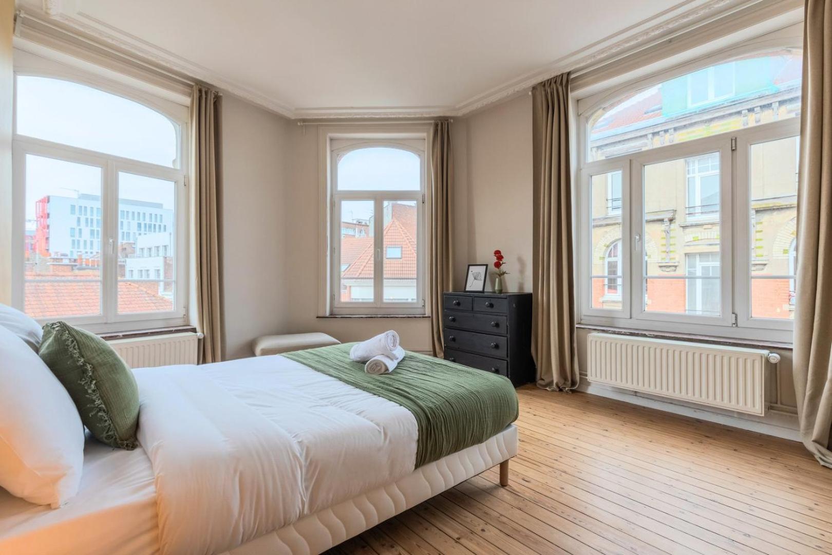 2 Bedroom With Terrace, Near Lille